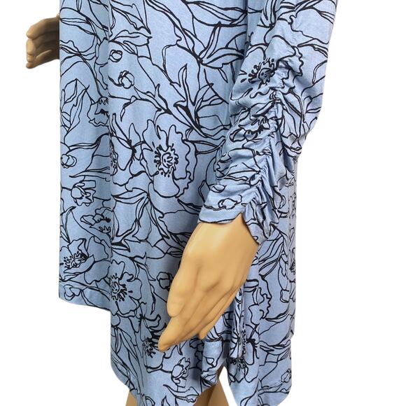 Philosophy NWT Light Blue Black Floral Asymmetric Tunic Knit Top SZ L - Picture 3 of 10